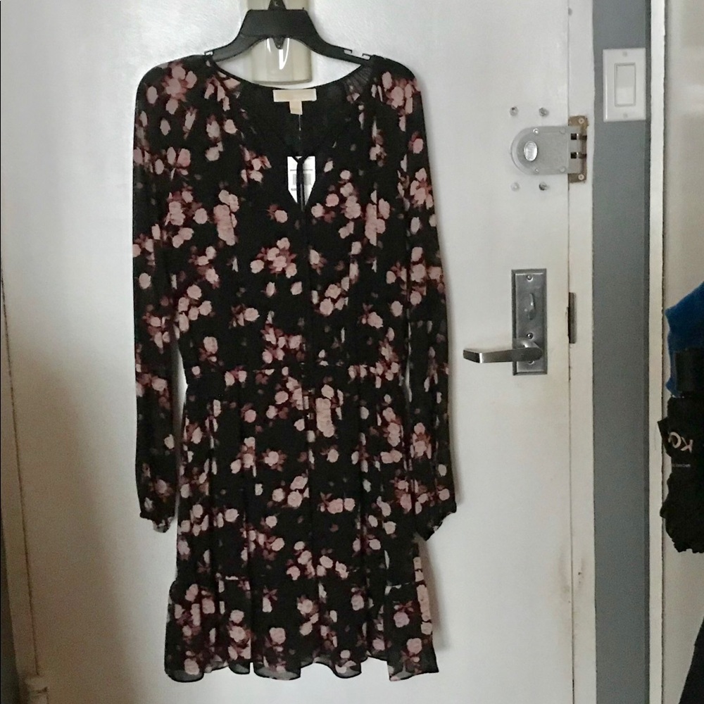 Rose print Georgette Tie neck Dress